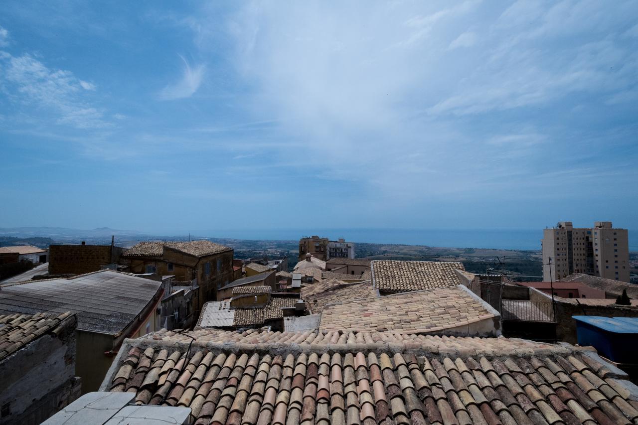 La Terrazza Di Girgenti Bed & Breakfast อากริเจนโต ภายนอก รูปภาพ
